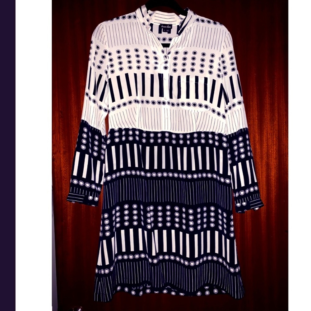 Steven Alan blue and white pattern 100% silk dress